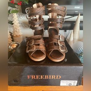 BNIB NWT Brooklyn Vintage Croco Freebird size 8